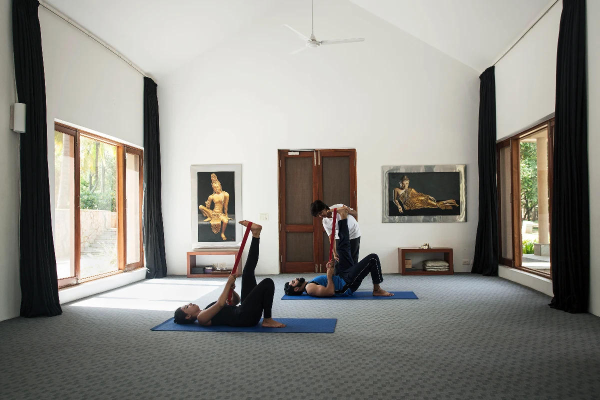 Transform Through Classical Yoga in a Luxurious Ashram Setting - Image 5
